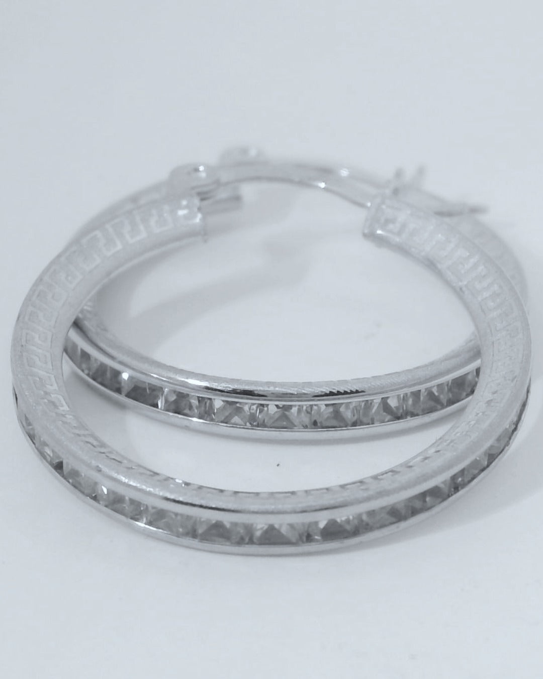 14K WHITE GOLD ELEGANT CZ HOOP EARRINGS