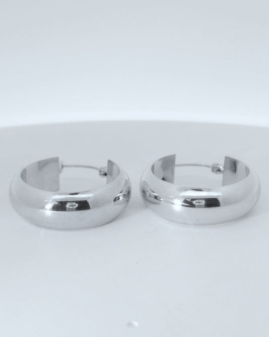 14K WHITE GOLD HOOP EARRINGS