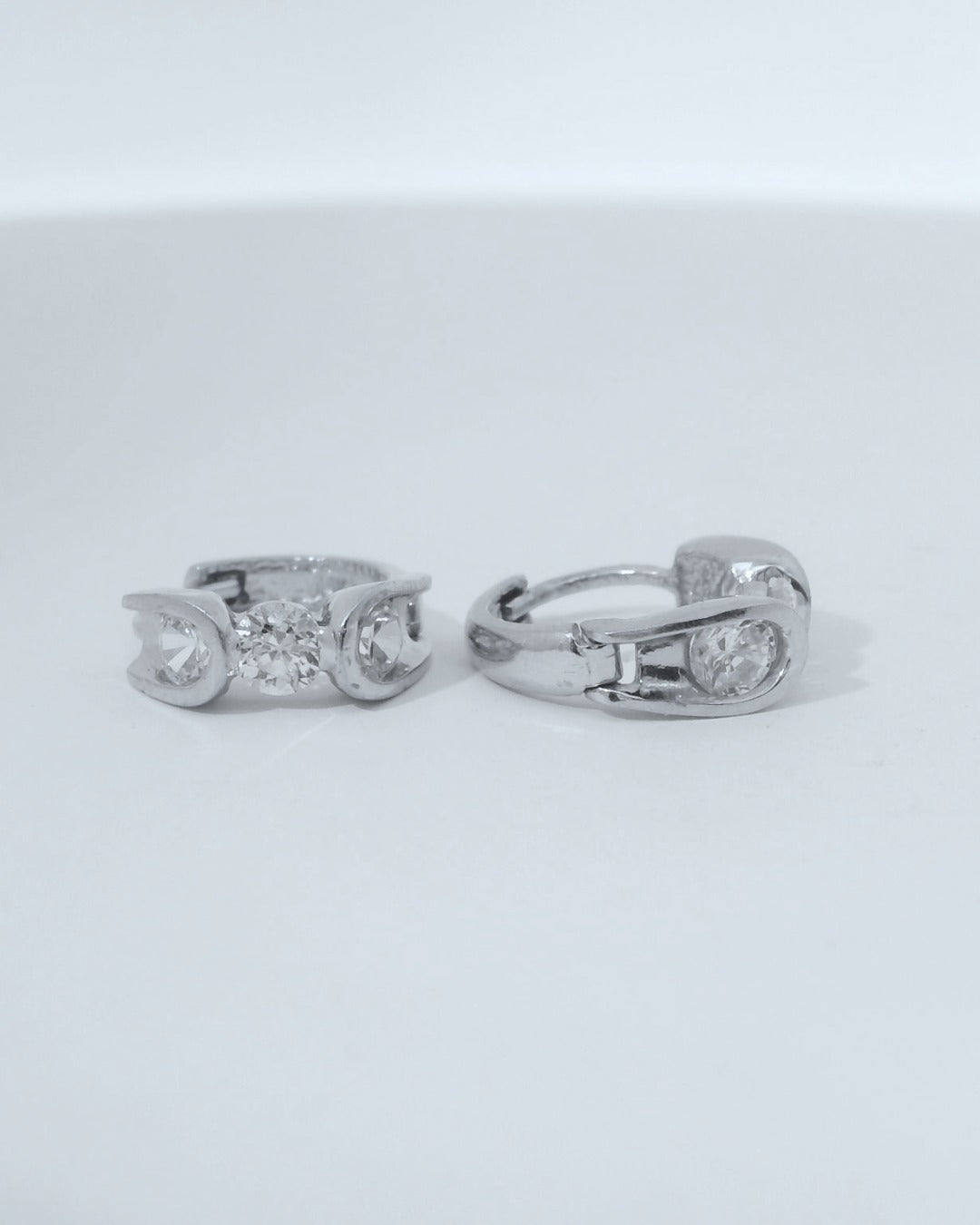 14K WHITE GOLD HUGGIES CZ