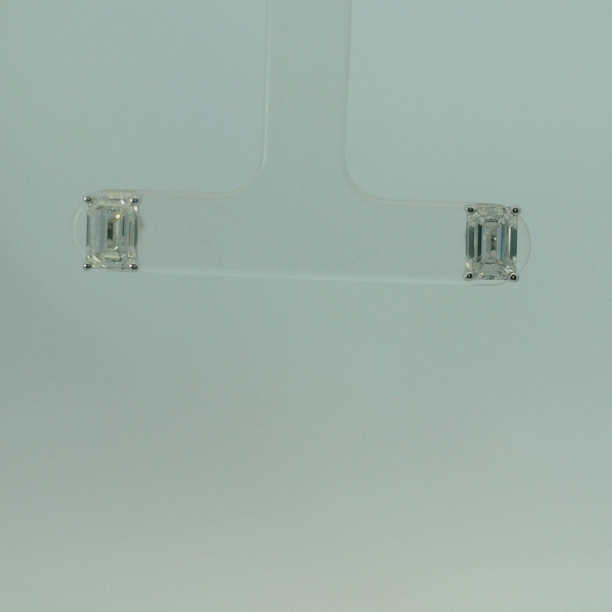 14K WHITE GOLD EMERALD LAB DIAMOND 2.00CTW EARRINGS 1.4G UNISEX