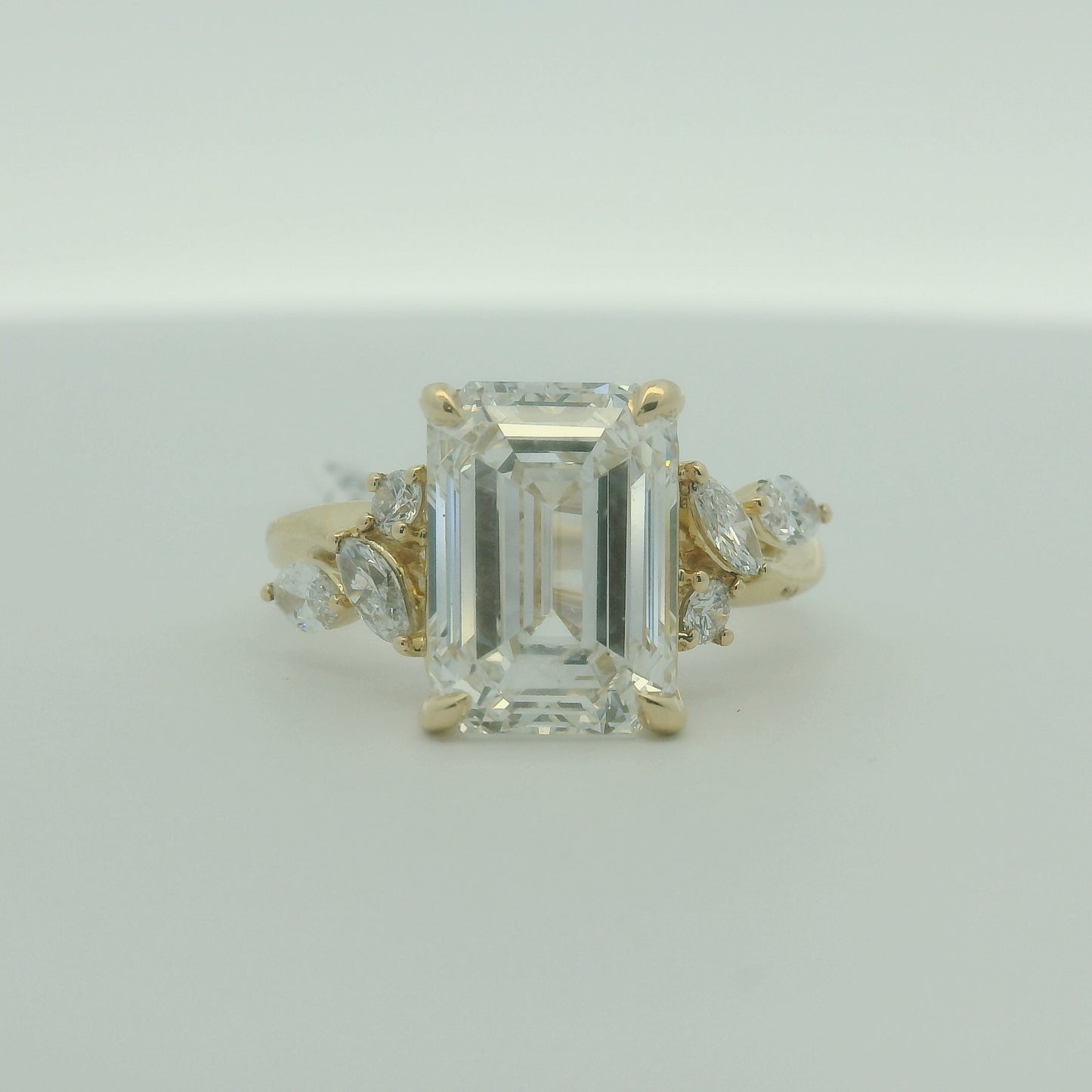 14K YELLOW GOLD EMERALD/MARQUISE/ROUND DIAMOND LAB GROWN 5.50CTW SIZE 7 4.8G